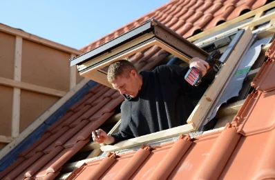 Pose de fenêtres de toit Velux à Baconnière